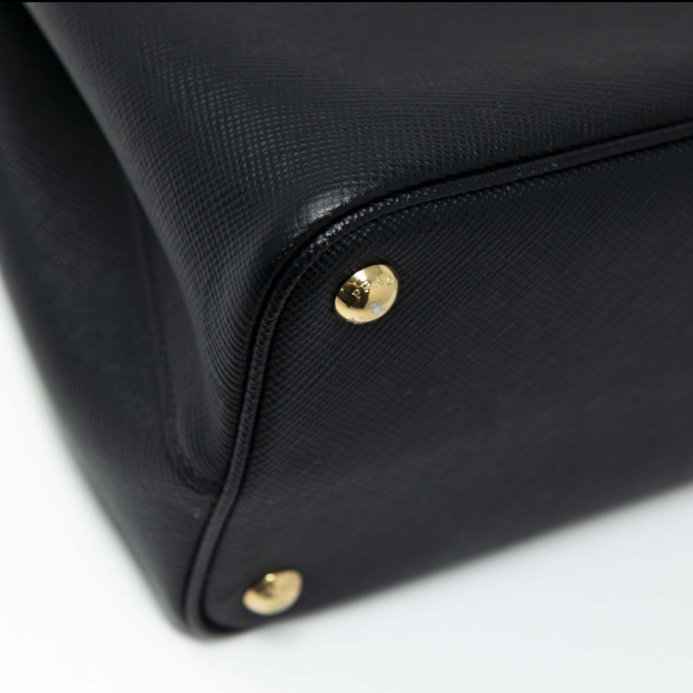 🚫SOLD🚫 PRADA SAFFIANO SMALL DOUBLE CUIR TOTE BAG - Picture 6 of 9